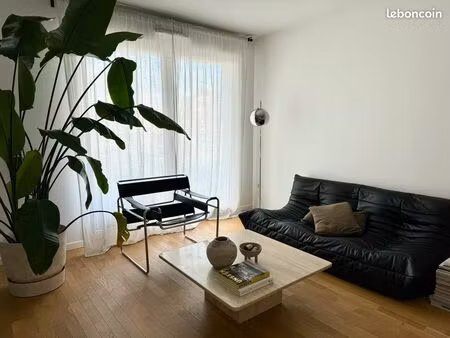 appartement t2 + parking à louer