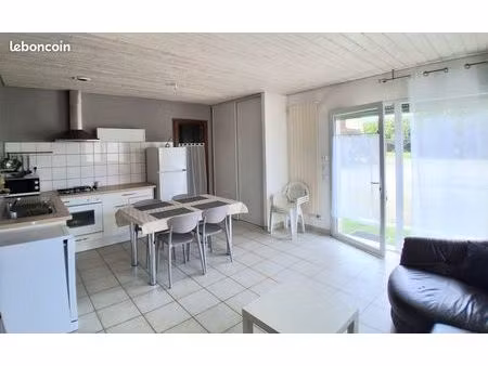 t2 meublé 40 m² - rdc-