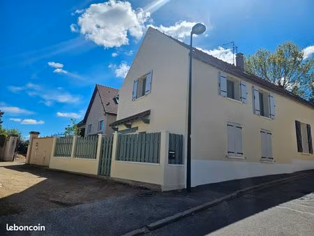 location maison f4 entièrement refaite à neuf