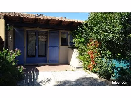 mazet dans résidence sécurisée