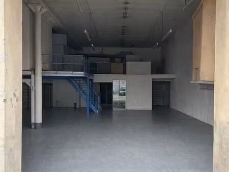 local 485 m² marseille