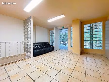 local commercial 118 m² marseille 12ème