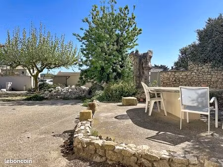 maison 2 pièces 174 m²