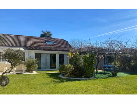 maison baudreix 170 m² t-7 à vendre  388 500 €