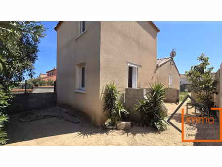 2 villas ( plain-pied avec une annexe indépendante )