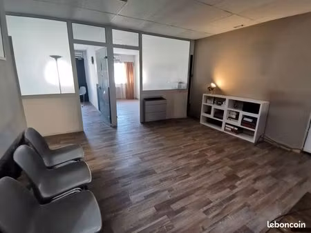 local professionnel 65 m2