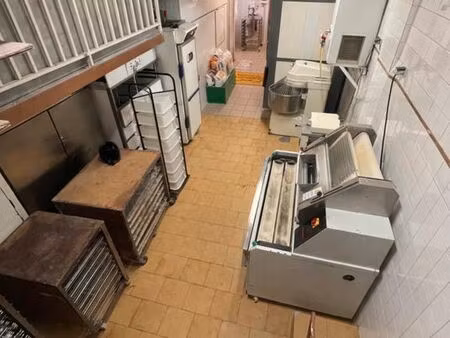 local commercial 150 m² – extraction – tout commerce – équipé – marseille 10e