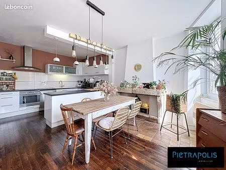 appartement 5 pièces 97 m²