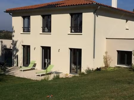 dardilly le bas  165 m2  villa de 2015  très belle vue  centre village  versant ouest  san