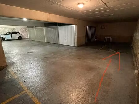 parking hyper centre d'antibes