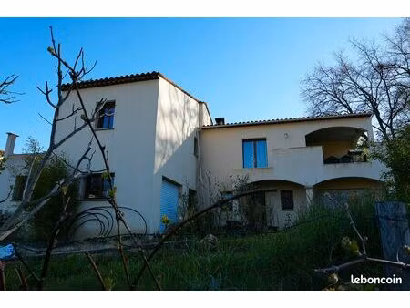 maison 5 pièces 132.5 m2 emplacement rare