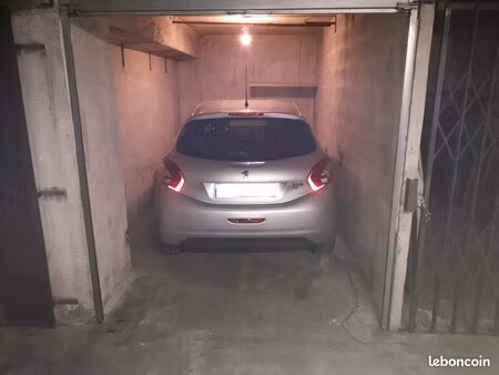 loue garage nice nord place fonaine du temple