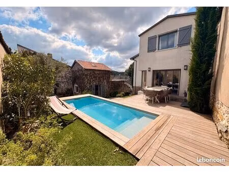 maison familiale avec piscine - 160m² - centre collonges-au-mont-d’or
