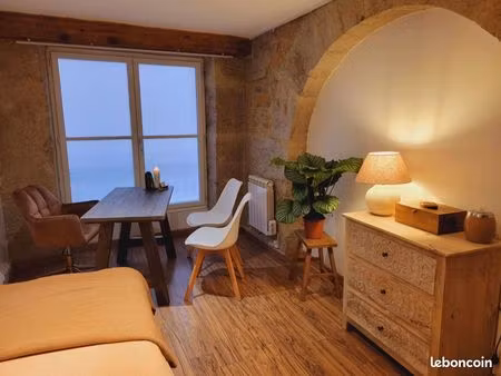 sous-location d'un cabinet de consultation – lyon  métro hôtel de ville ◊