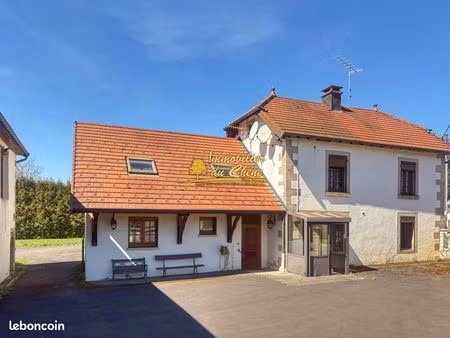 maison 8 pièces 225 m²
