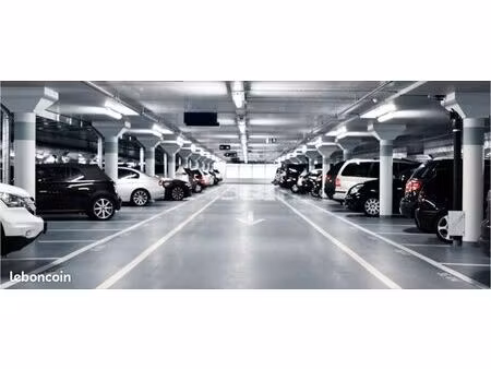 place de parking sécurisée à la journée