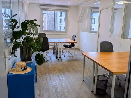 bureau lumineux pour 8 personnes