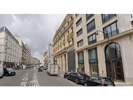 boutique 115 m² paris