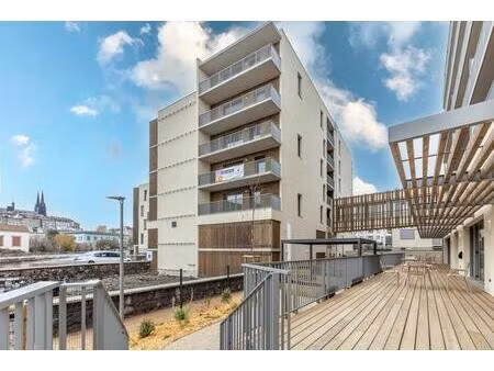 t2 de 40 m² dans résidence seniors à clermont-ferrand