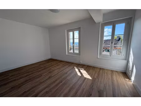 location appartement  30.4 m² t-1 à pommeuse  575 €