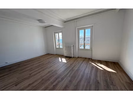 location appartement  32 m² t-1 à pommeuse  600 €