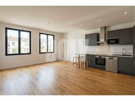 doly - appartement 44m2 - 3 pièces - 92150 suresnes