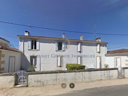 bazas : propriete pierre 3 habitations 8 chambres dependance