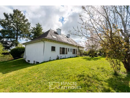 vaste familiale castelgironnaise et son jardin arboré