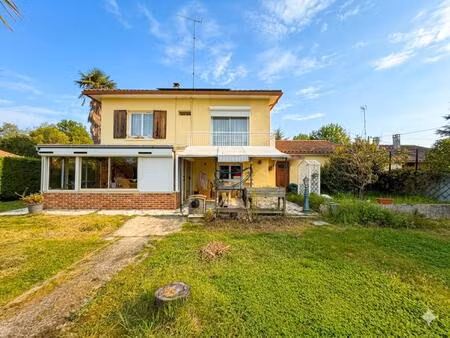 maison saint aigulin 132 m² proche gare 45 min de bordeaux  pompe à chaleur air/eau et dou