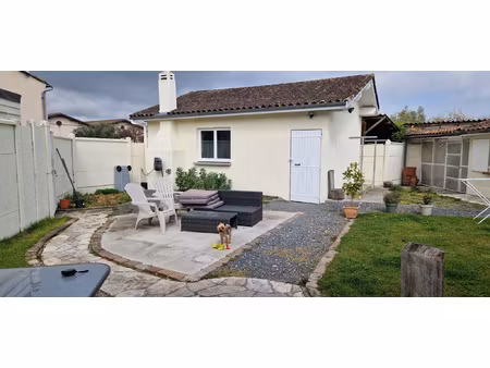 maison avec jardin 2ch salle de jeux  grand garage