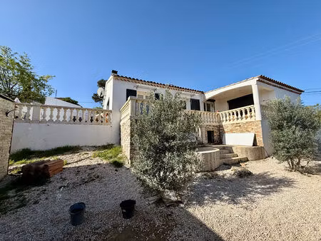 villa de plain-pied avec garage