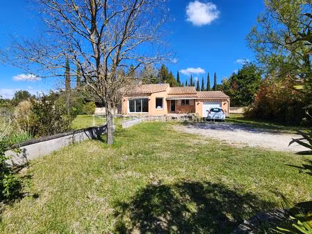 maison contemporaine de 103 m² à valaurie