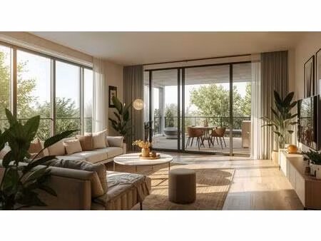 **bel appartement t5 avec balcon et parkings inclus !