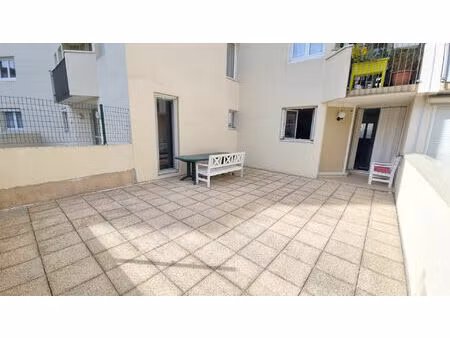 appartement 3 pièces à vendre à torcy  avec terrasse proche rera