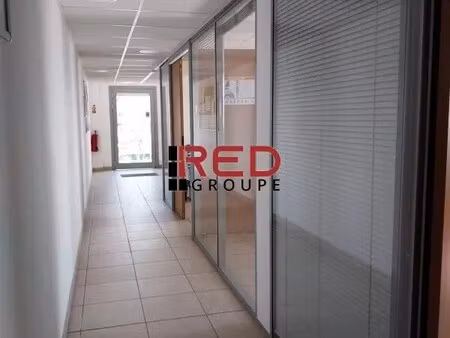 location bureaux 127 m²