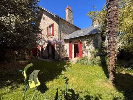 exclusivité lorient : très jolie maison de caractère au coeur de nouvelle ville