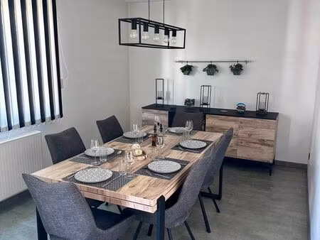 bel appartement lumineux 85m2 avec balcon