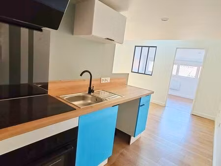 à louer – appartement t2 rénové – 1e étage 30 m² – rue de paris