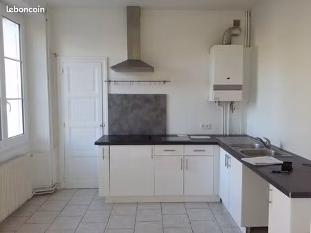 location maison t4 angers