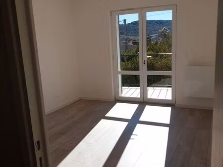 superbe t3 saint-julien