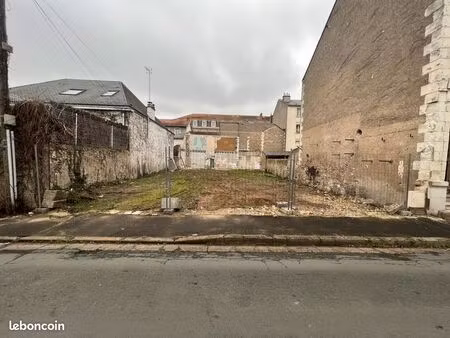 terrain tours centre 382m2