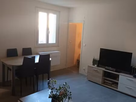 t2 à louer aigues mortes intra muros