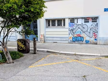 garage 16 5 m2 proche eau vive