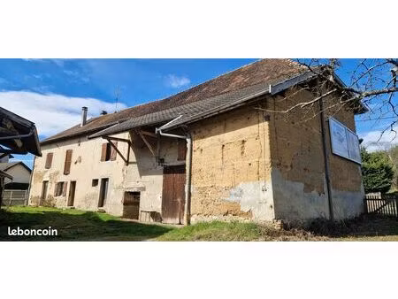 maison en pisé à rénover