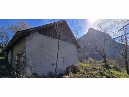 maison 3 pièces 80 m²