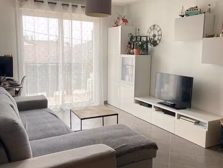 appartement t3 lumineux • 57 m²