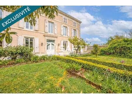 vente maison à chauray (79180) : à vendre / 220m² chauray