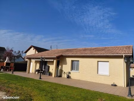 maison familiale proche commodités