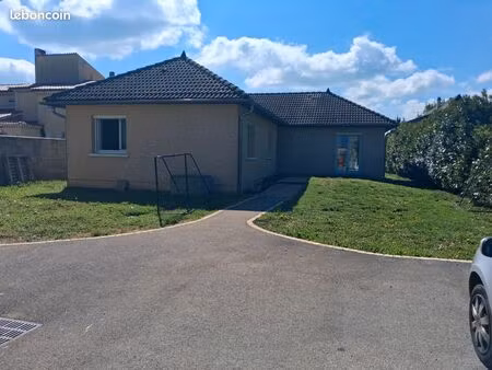 maison t6 plein pied 145m2