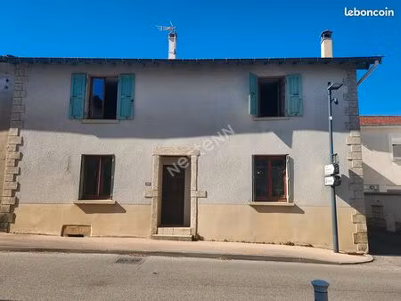 maison 9 pièces 200 m²